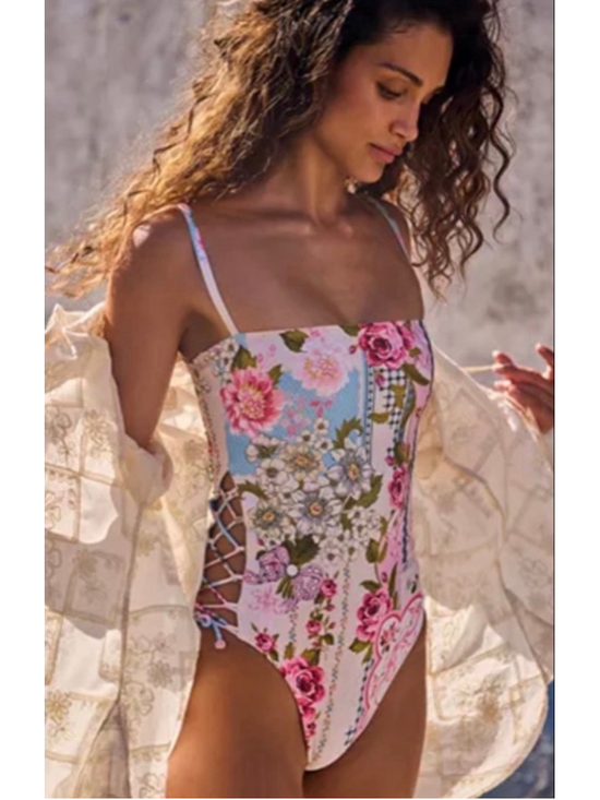Agua Bendita Other - New Agua Bendita Mariel Meraki Floral 1 Piece Swimsuit M White Pink